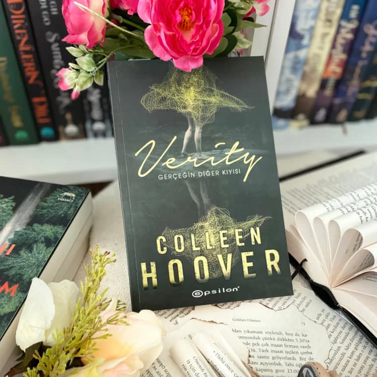 Gerilim ve Gizemin Derinliklerinde: Colleen Hoover'den Verity